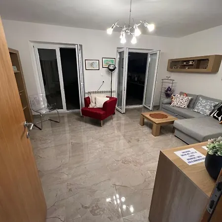 Jakov & Antonia Heritage Estate Apartment *