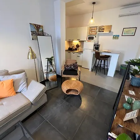 Jakov & Antonia Heritage Estate Apartment Hvar Town