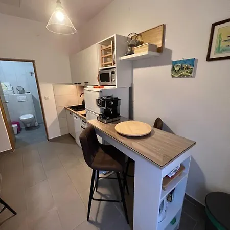 Jakov & Antonia Heritage Estate Apartment Hvar Town