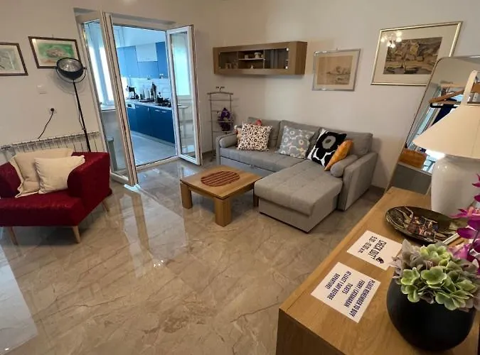 Daire Jakov & Antonia Heritage Estate Hvar Town